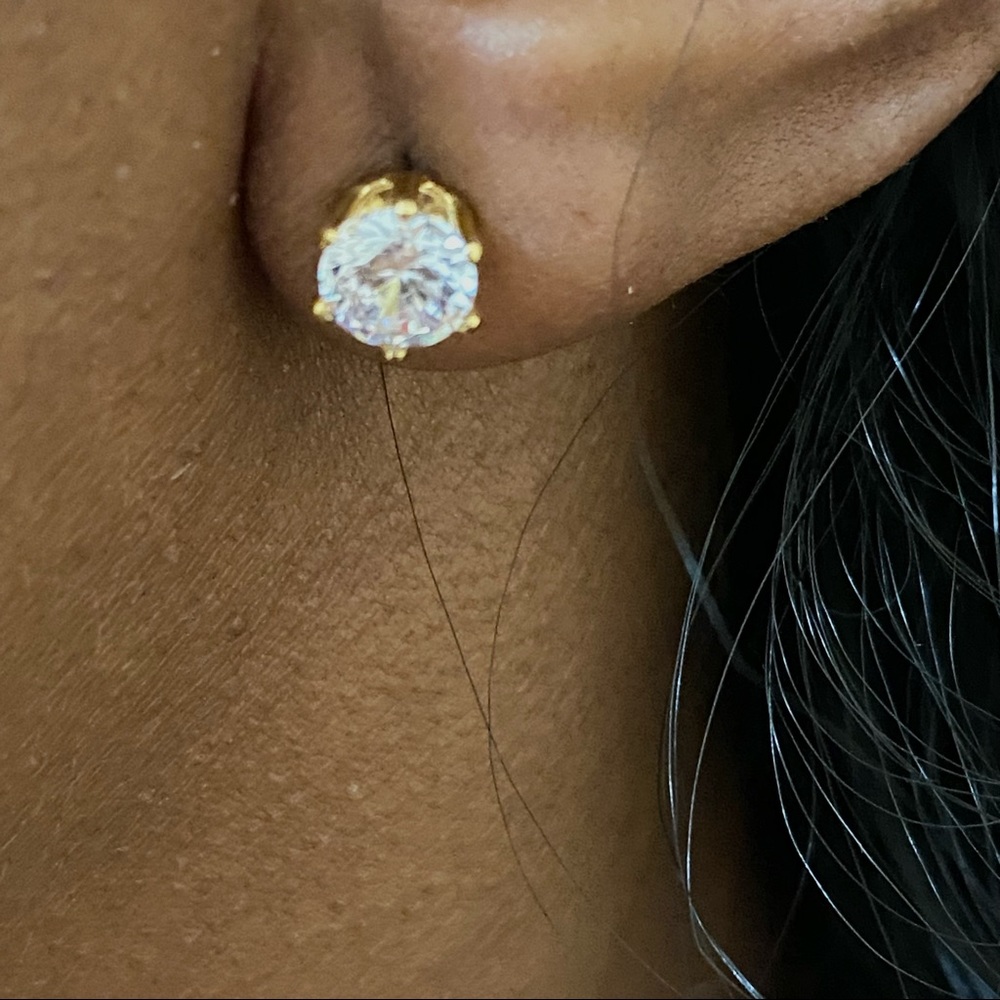 2 carat T.W. CZ Stud Earrings Clear Shine